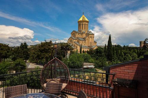 3BR apt w huge terrace & magnificent views