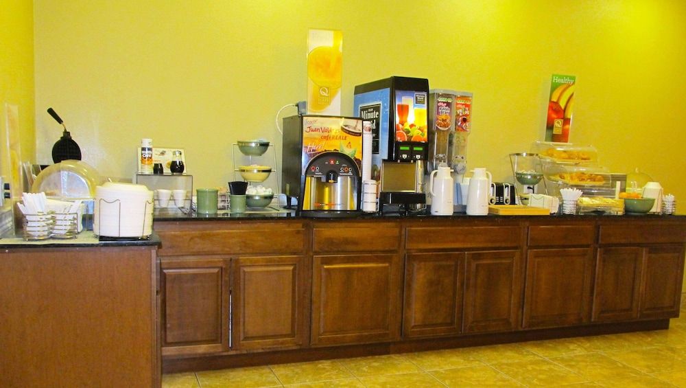 Magnuson Hotel Idabel - photo 25