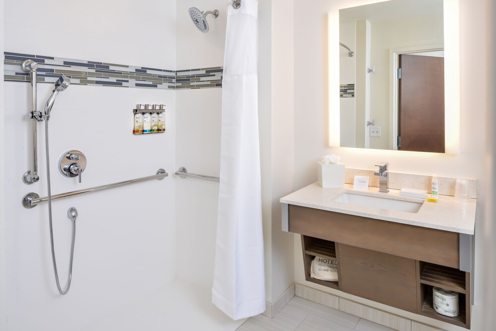 Even Hotel Eugene By Ihg - photo 14