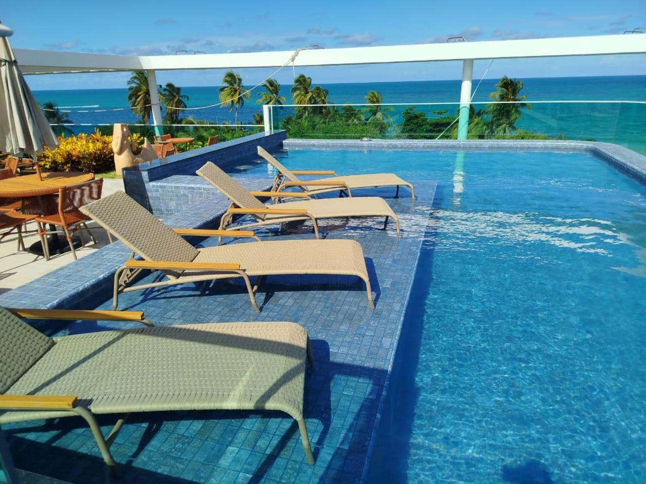 Hoa Beach — 4-Star Luxury Hotel in Tamandare, Brasil