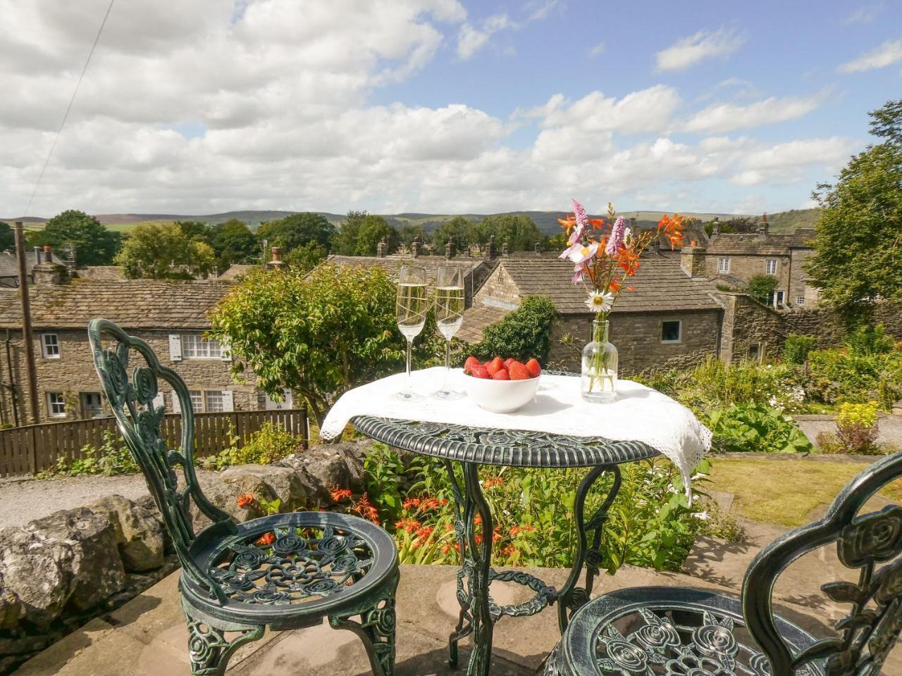 Rooftops Uk34065 in Grassington, United Kingdom