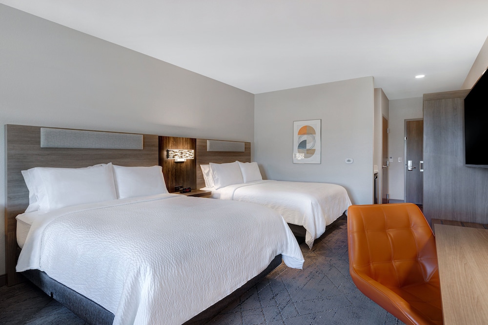 Holiday Inn Express & Suites Ontario Chino Hills by IHG - photo 20