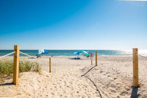 Lisa Lu by Oak Island Accommodations - photo 16