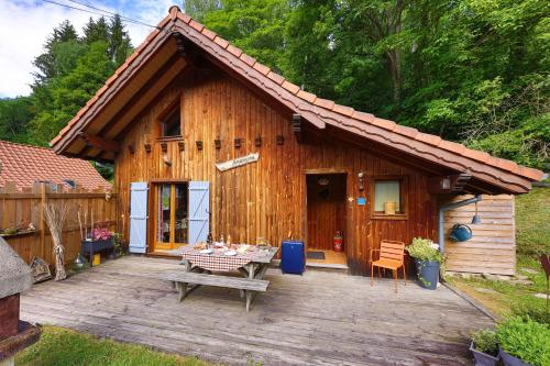 Chalet Anemone — 4-Star Luxury Hotel in Soultzeren, France