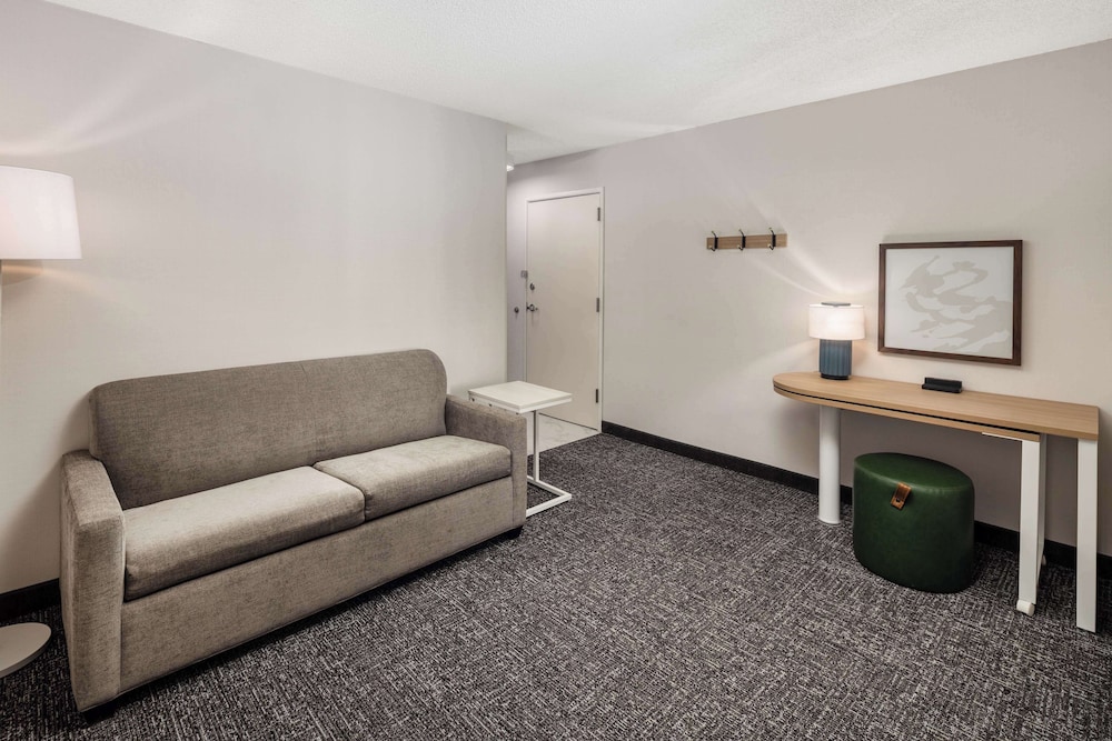 Spark by Hilton Salt Lake City Airport - photo 15