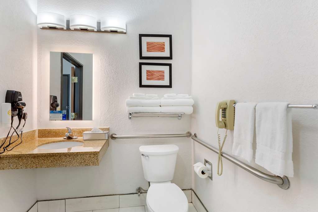 Comfort Inn Denver West Arvada Station - photo 29