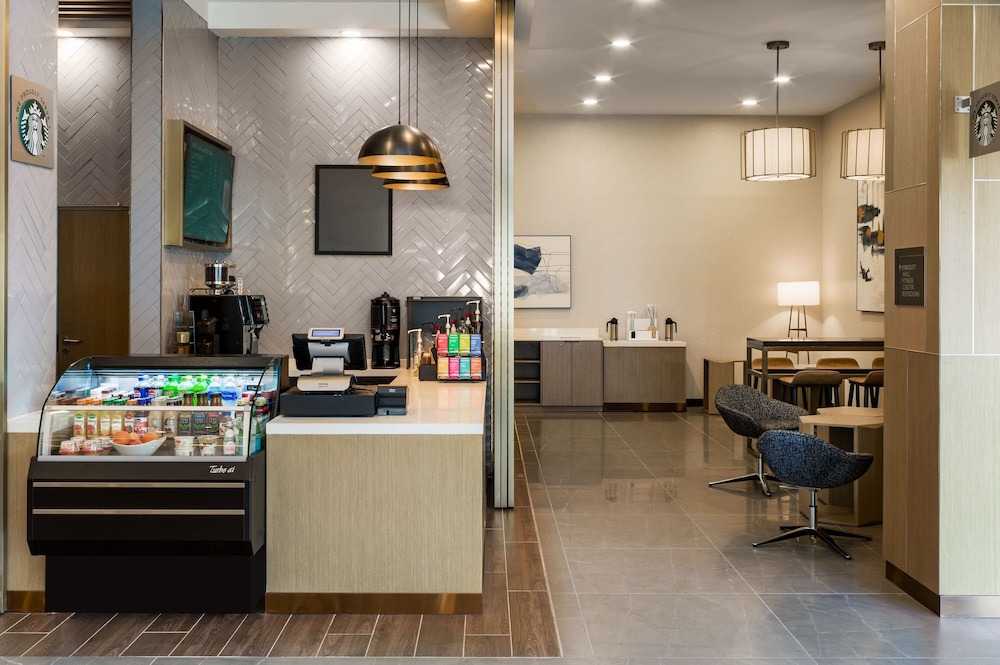 Delta Hotels Ontario Airport - photo 19
