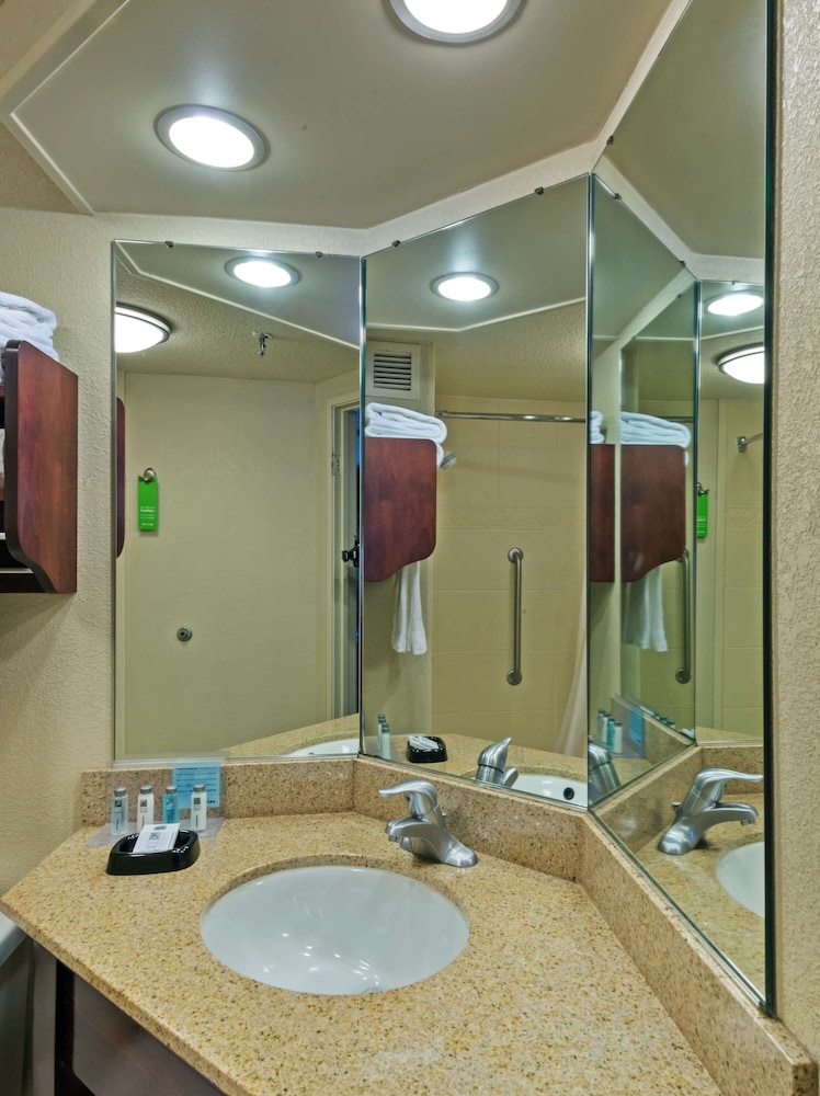 Hampton Inn by Hilton Baton Rouge I 10 & College Dr. - photo 11