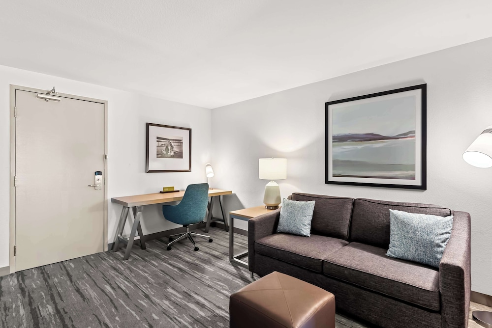 Hilton Garden Inn Seattle North Everett - photo 26