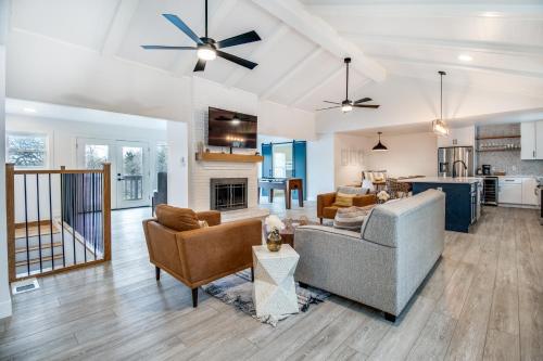 Cozy Texoma Hideaway with Tanglewood Resort Access — hotel in Pottsboro