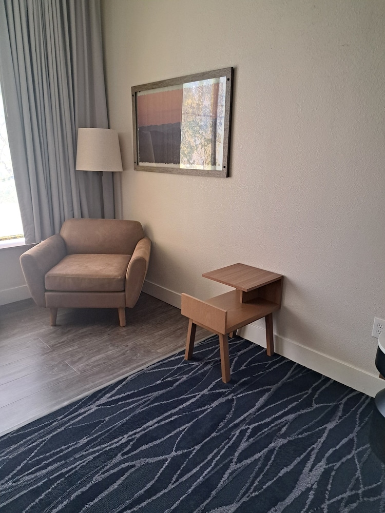 Fairfield Inn & Suites by Marriott Columbia Downtown - photo 5