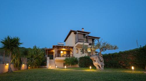 Anastasia's House — 4-Star Luxury Hotel in Ouranoupolis, Greece