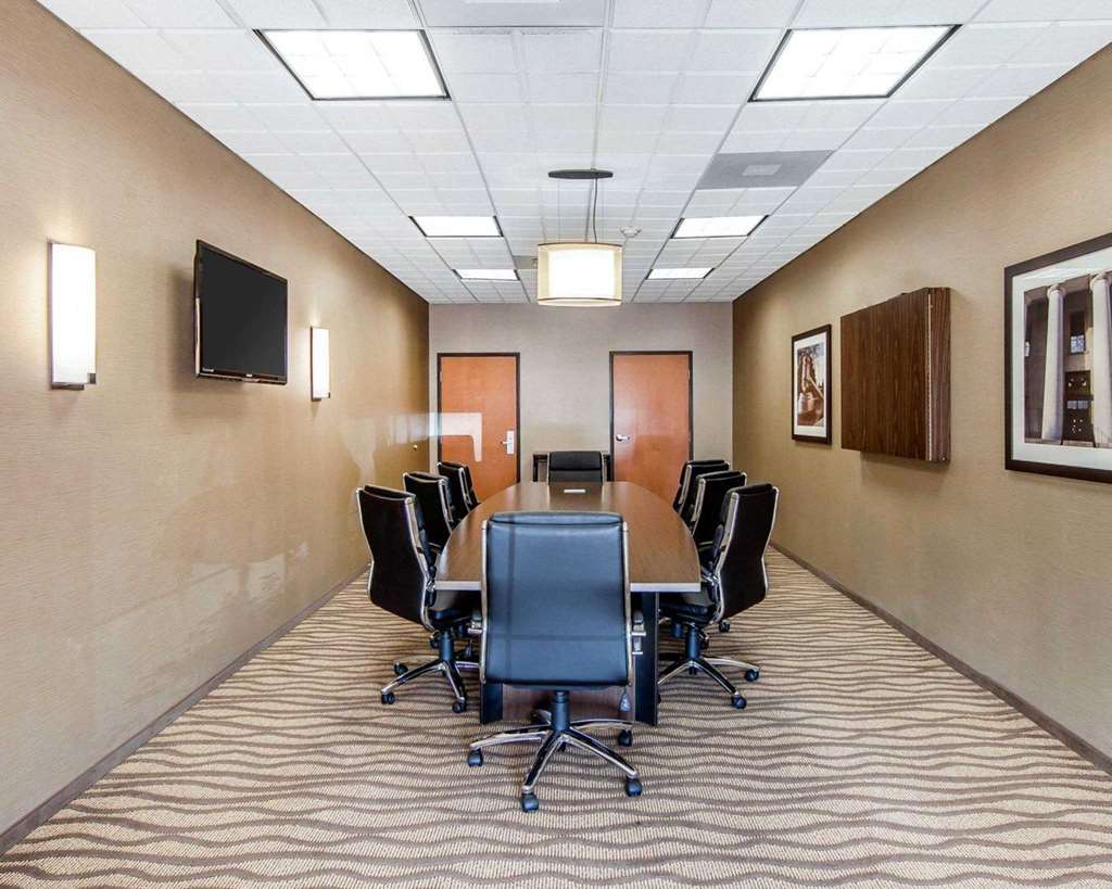 Comfort Suites Marietta Parkersburg - photo 22