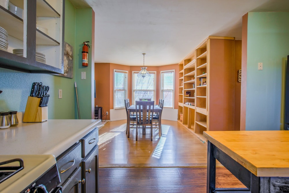 3BR MTN Viewsdowntownnext to Lake Parks More - photo 16
