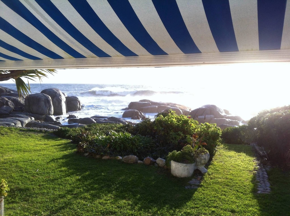 Living On Bakoven Ocean