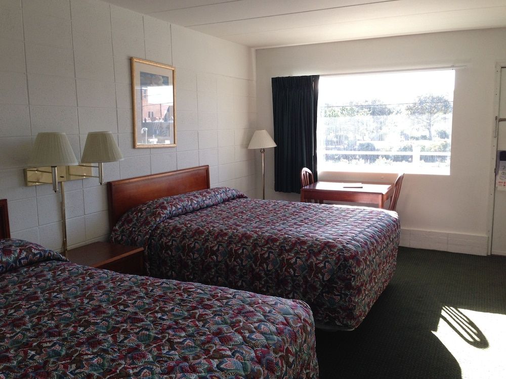 Beach Carousel Motel - photo 16