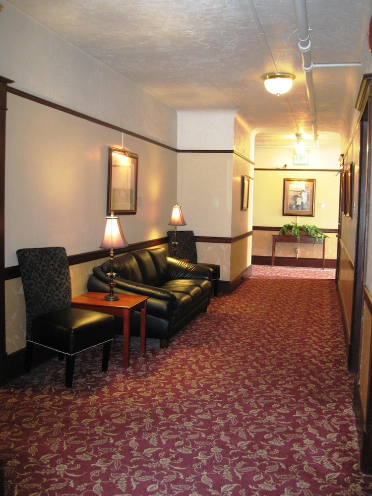 Hotel Arcata - photo 36