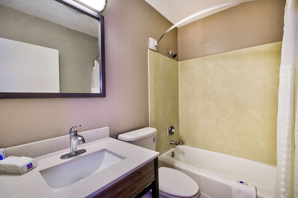 Motel 6 Jeffersonville In Louisville - photo 18