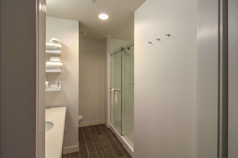 Hampton Inn Crestview South I 10 - photo 24