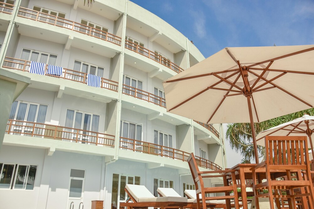 Hotel Refresh Blue - last minute hotel in Hikkaduwa