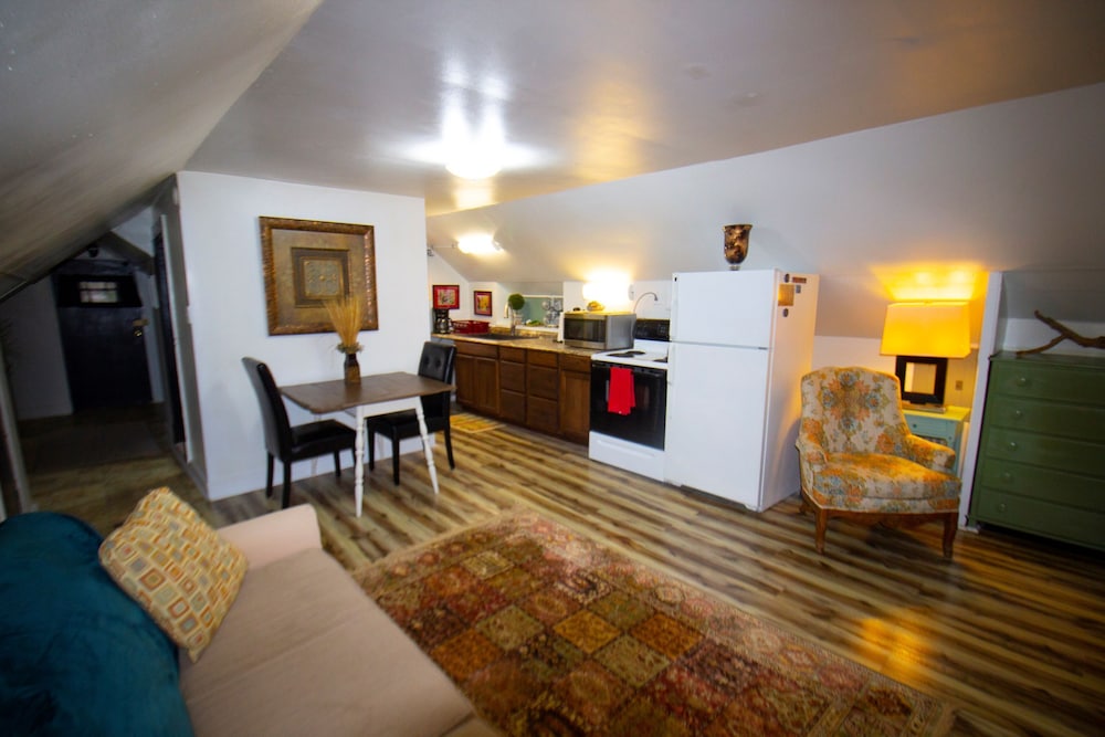 Tazmania Properties - photo 17