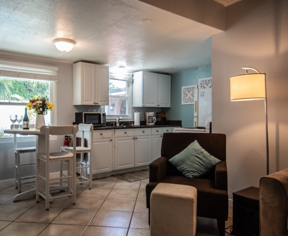 Paradise Cove at Lemon Bay - photo 20