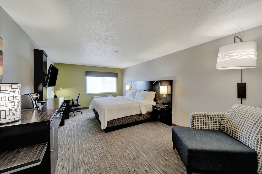 Holiday Inn Express Hotel & Suites Beatrice by IHG - photo 35