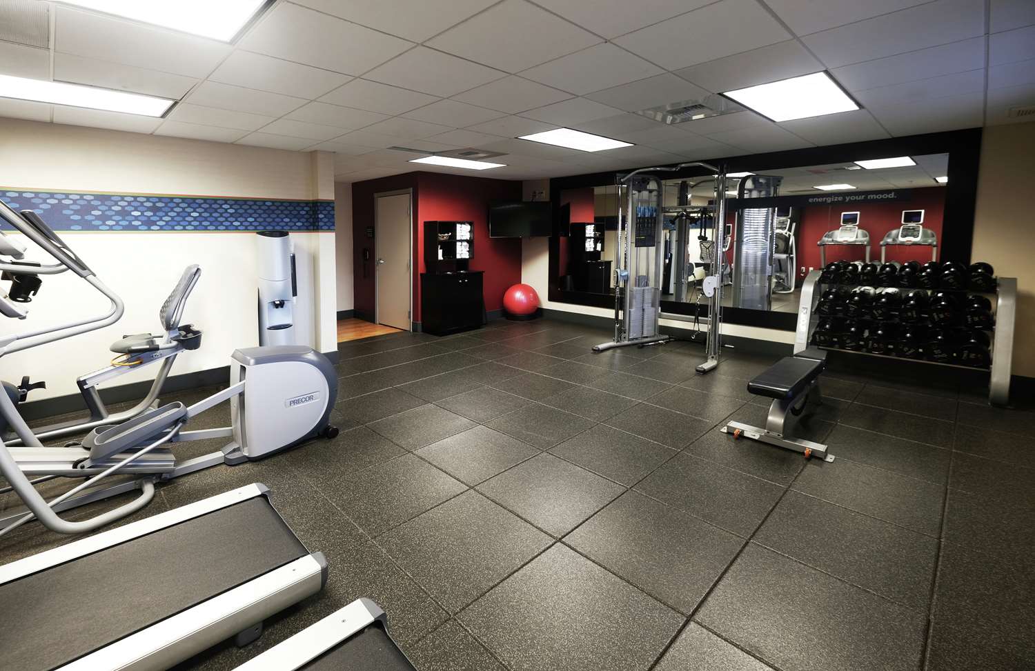 Hampton Inn & Suites Temecula - photo 19