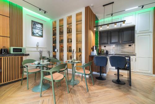 Luxury Green B&B — 4-Star Luxury Hotel in Civitavecchia, Italy