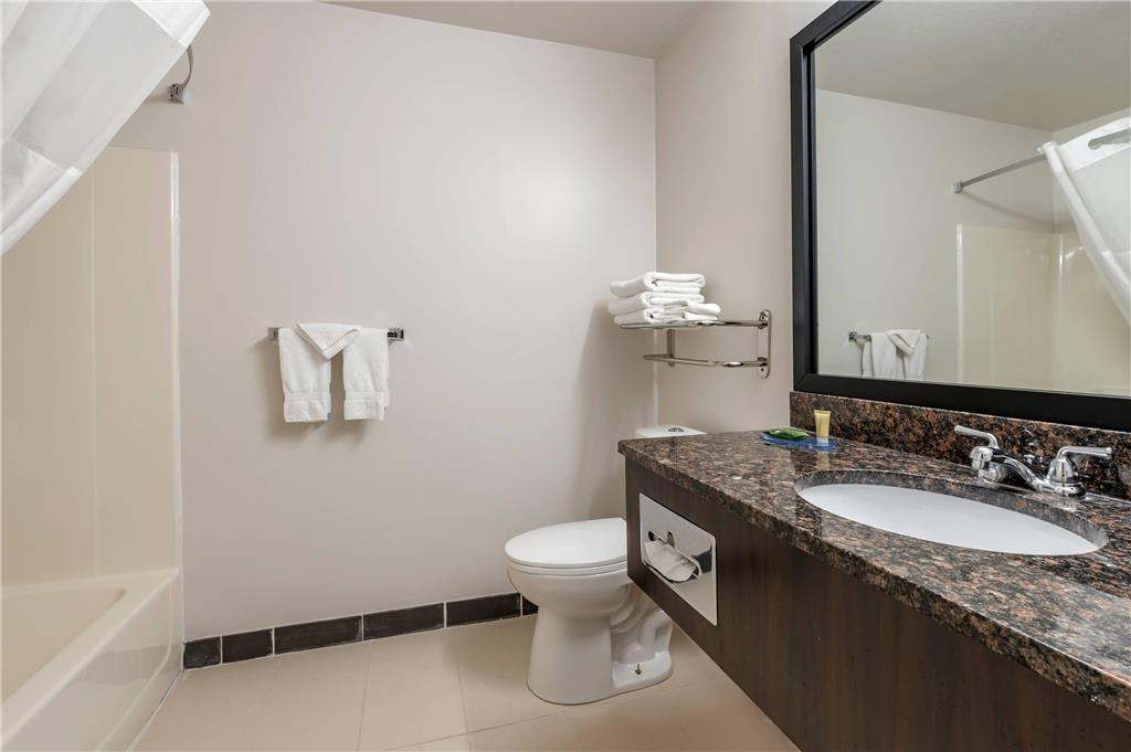 Clarion Pointe Indianapolis Airport - photo 15