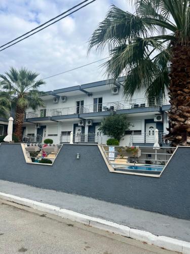 Family Rooms in Stavros, Greece