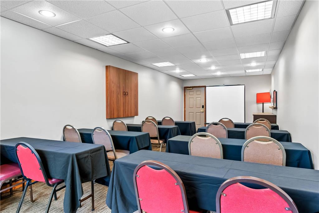 Country Inn & Suites by Radisson Chambersburg PA - photo 26