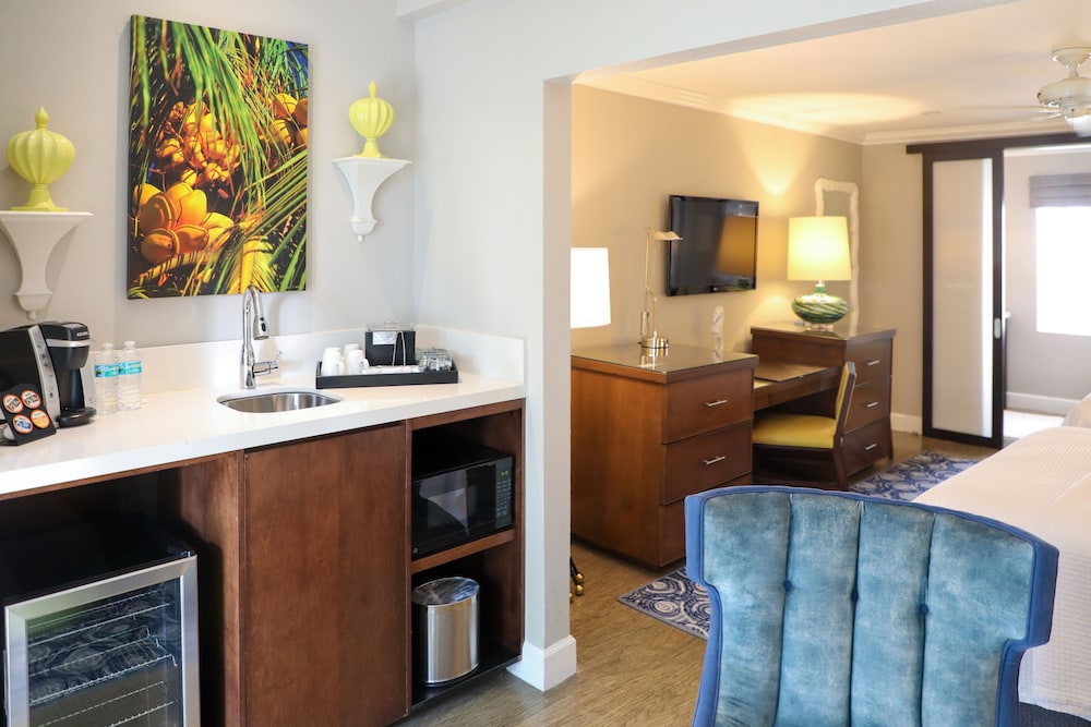 Almond Tree Inn Hotel Adults Only - photo 38