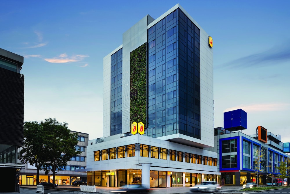 Super 8 by Wyndham Koblenz in Koblenz, Germany