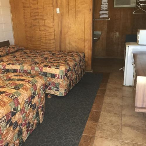 Towne Center Motel - photo 54