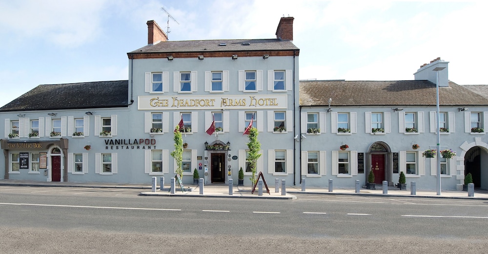 Headfort Arms Hotel — 4-Star Luxury Hotel in Kells, Republic of Ireland