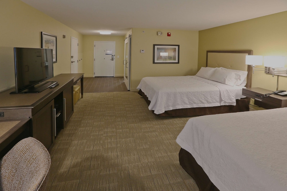 Hampton Inn Billings - photo 8
