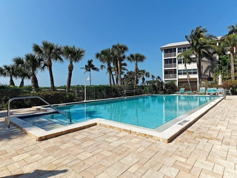 Surfside 12 C4 - photo 23