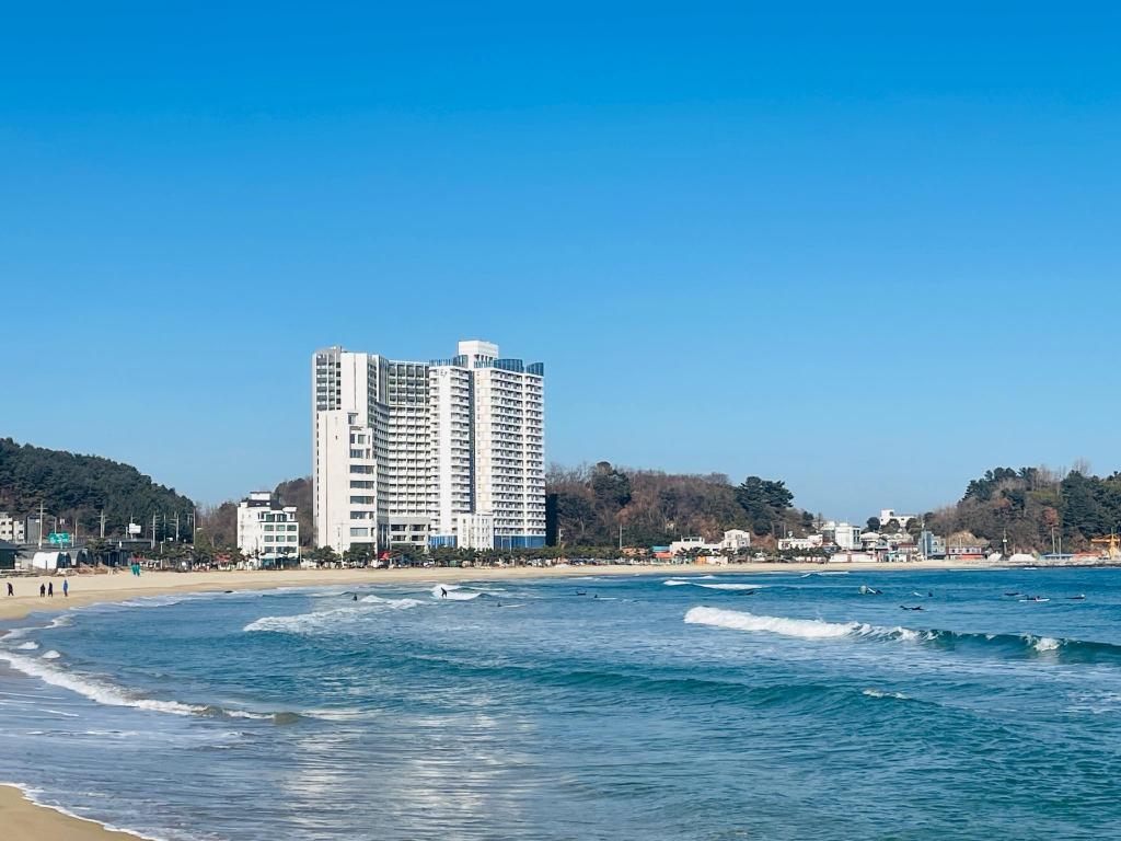 Oceanstay In The City Jukdo — 4-Star Luxury Hotel in Sokcho, South Korea