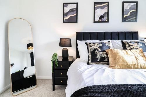 Large 3 Bed Free Parking Long Stay Discount in Royal Tunbridge Wells, United Kingdom