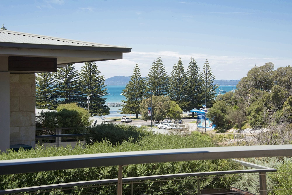 Koonya Paradise — 4-Star Luxury Hotel in Sorrento, Australia