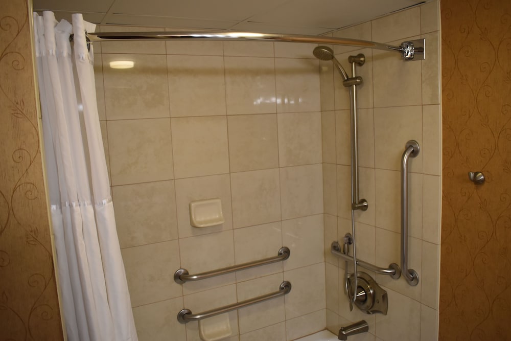 DoubleTree by Hilton Asheville Biltmore - photo 50