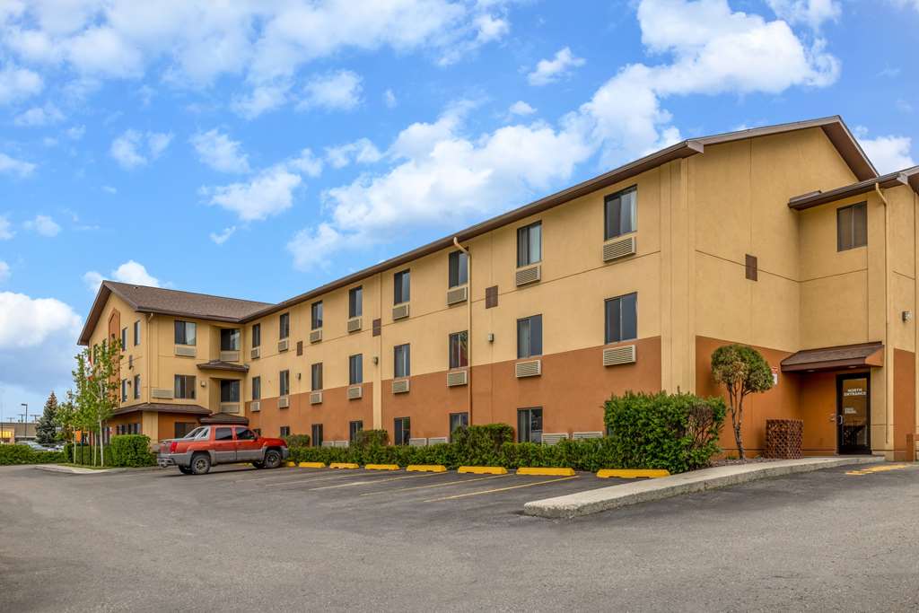 Super 8 by Wyndham Butte MT - photo 5