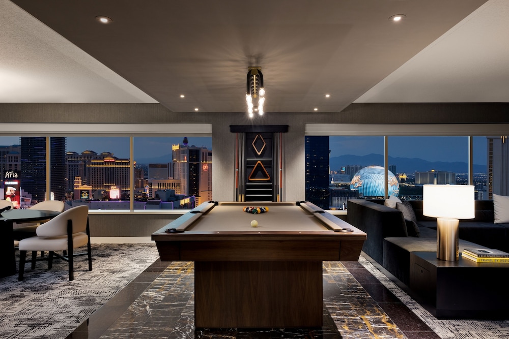 MGM Grand Hotel & Casino - photo 18