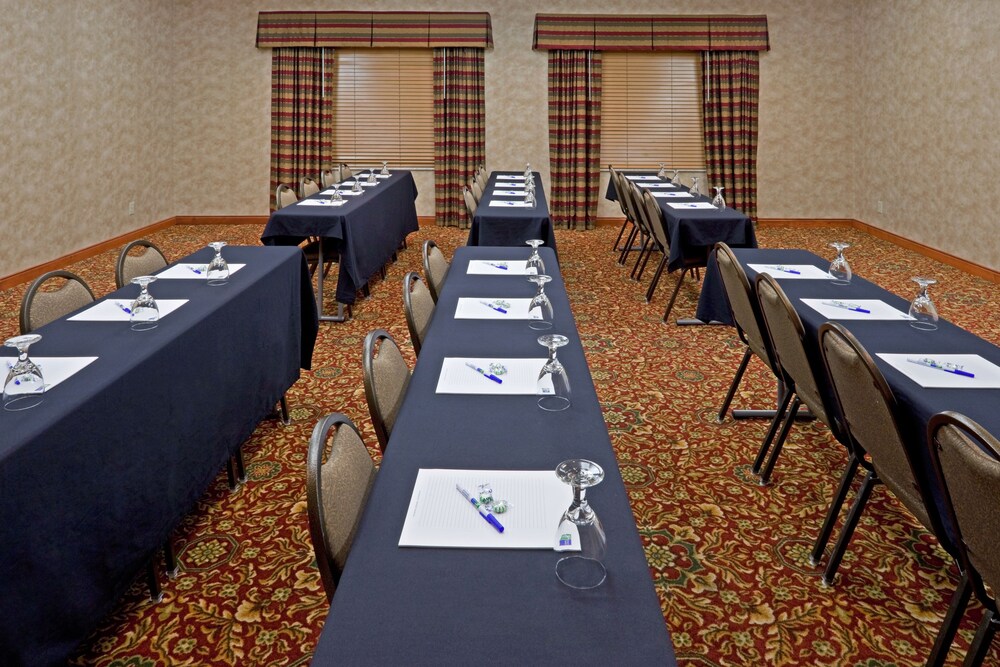 Holiday Inn Express Syracuse Fairgrounds by IHG - photo 56