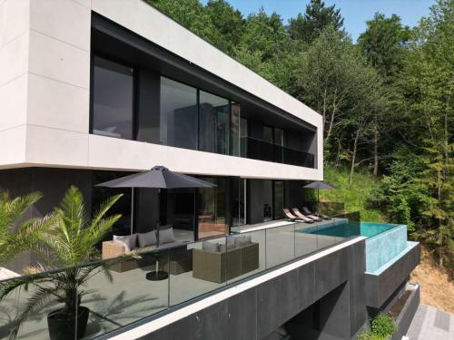The Villa O — 4-Star Luxury Hotel in Sarajevo, Bosnia and Herzegovina