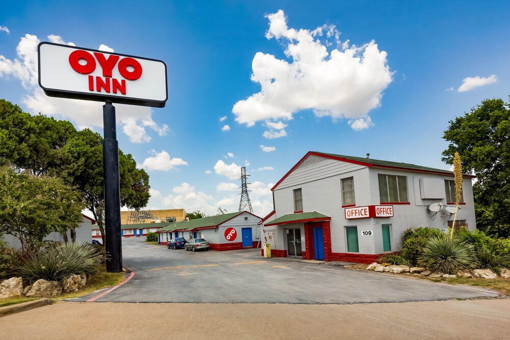 OYO Inn Dallas South - photo 41