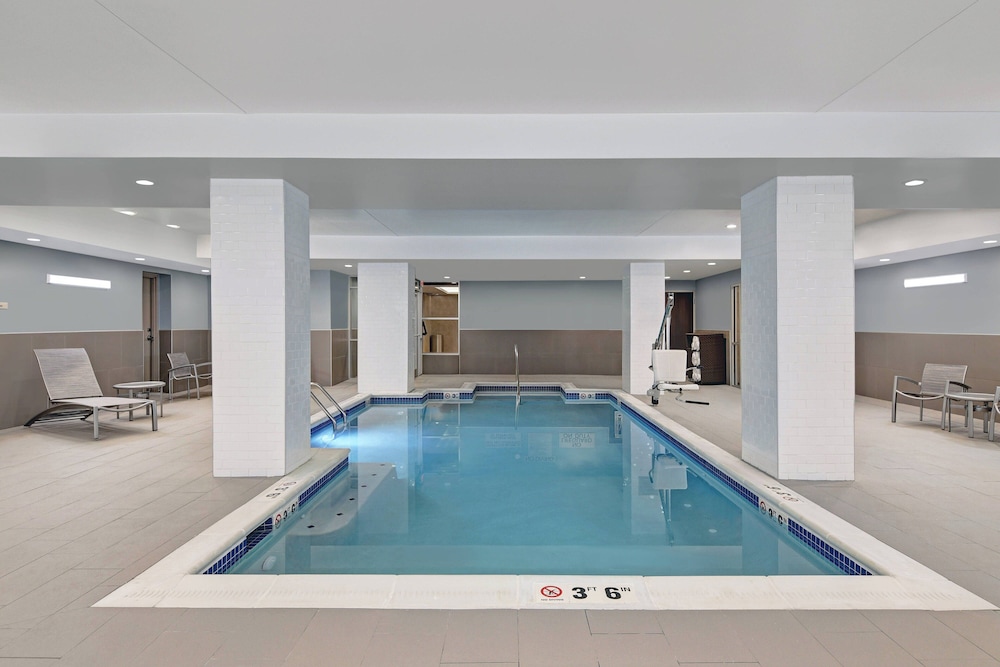 TownePlace Suites by Marriott Cincinnati Downtown - photo 22