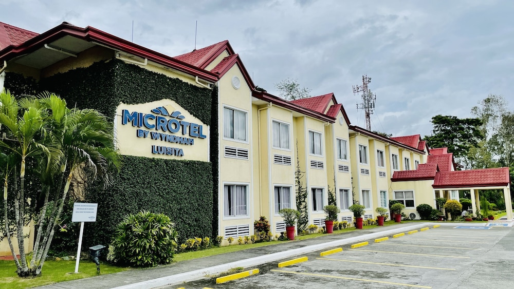Microtel by Wyndham Tarlac in Tarlac City, Philippines