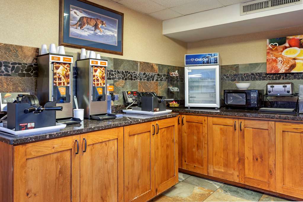 Comfort Inn at Thousand Hills - photo 37